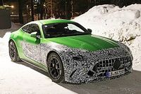 La nuova Mercedes-AMG GT sarà una coupé 2+2 ibrida plug-in