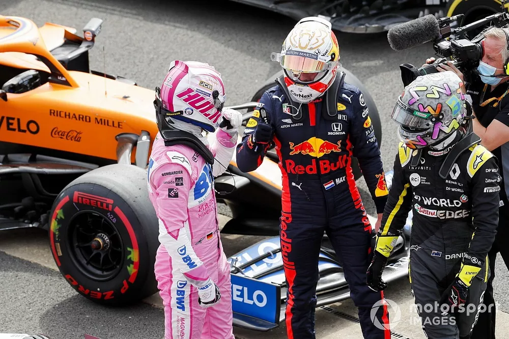 Max Verstappen, Red Bull Racing and and Nico Hulkenberg, Racing Point celebrate in Parc Ferme 