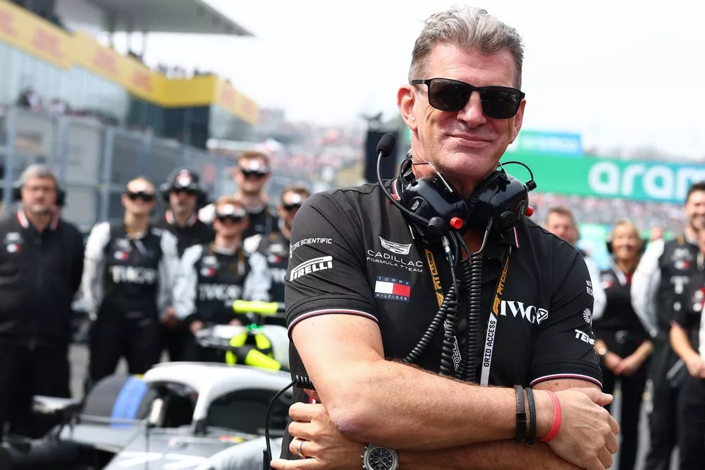 Graeme Lowdon, Team Principal, Cadillac F1 Team, looks on from the grid.