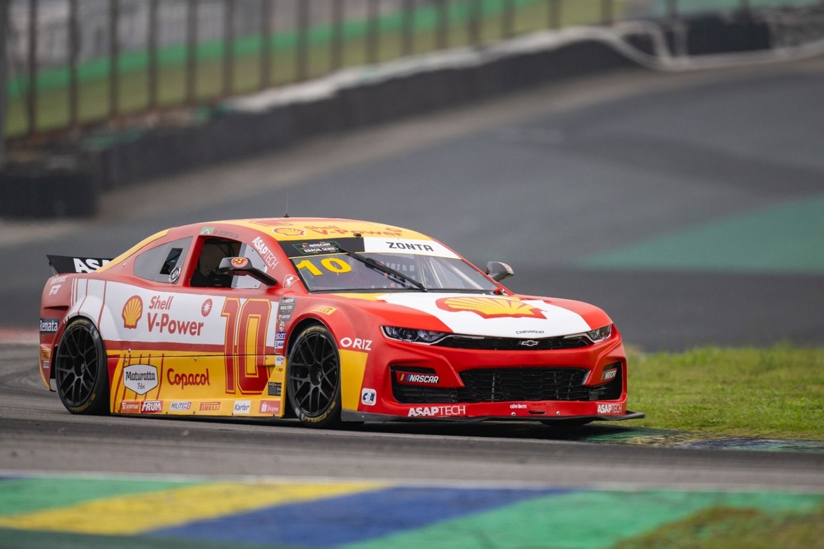 Cavaleiro Sports encara desafio do Velocitta na quarta etapa da NASCAR Brasil 2026