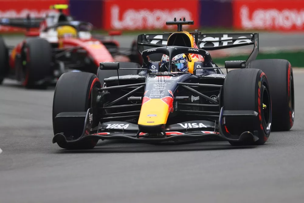 Lewis Hamilton, Ferrari, Max Verstappen, Red Bull Racing