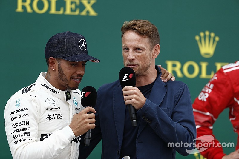 Button, 2019'da Mercedes, Ferrari ve Red Bull arasında harika bir savaş bekliyor