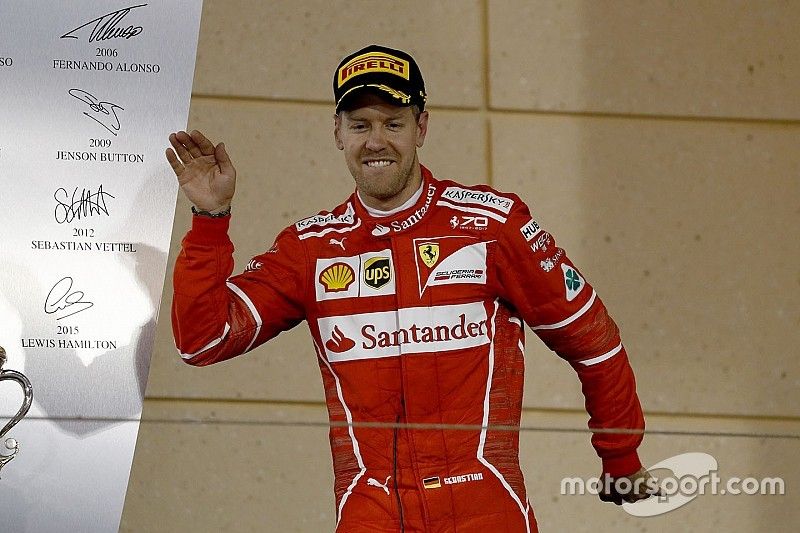 Podio: ganador Sebastian Vettel, Ferrari