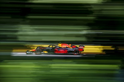 Red Bull: Honda favorita nel dilemma motore con Renault, in attesa di Porsche