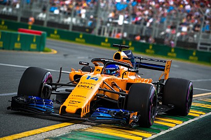 Alonso: Verstappen'in son turlarda arkamda olmamasını tercih ederdim!