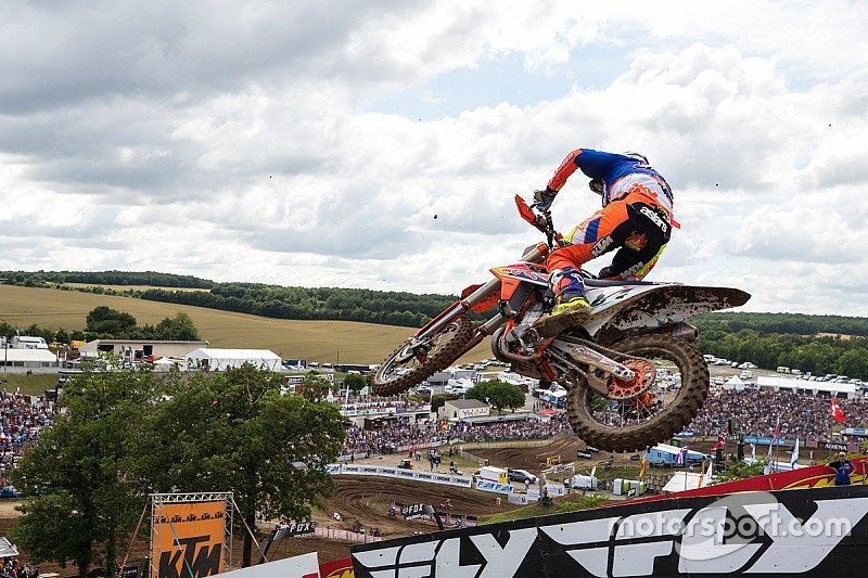 Herlings breekt sleutelbeen bij valpartij tijdens training