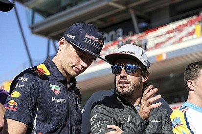 Verstappen over IndyCar-uitstap: "Voor rijders die in de F1 niet winnen"