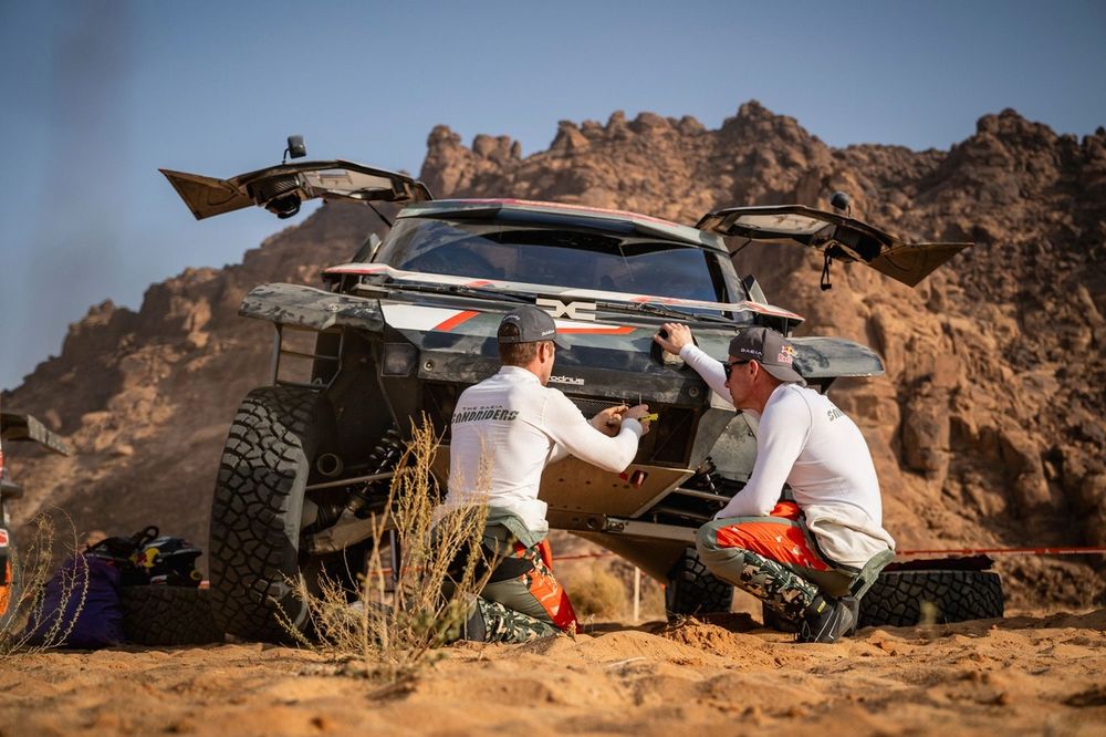 #219 The Dacia Sandriders Dacia: Sebastien Loeb, Edouard Boulanger