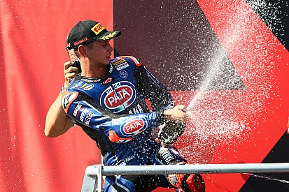 Dubbel podium voor Van der Mark: "Ongelofelijk einde van geweldig weekend"