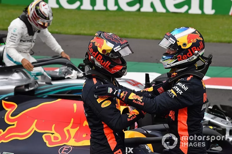Daniel Ricciardo, Red Bull Racing and Max Verstappen, Red Bull Racing celebrate in Parc Ferme 