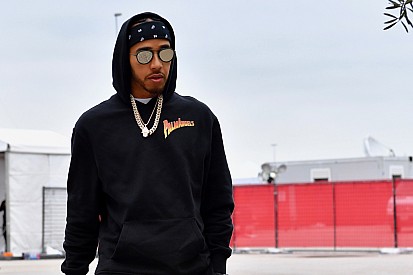 Hamilton: Fangio es el "padrino" de los pilotos
