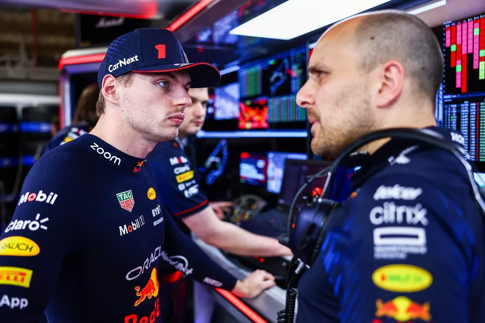 Max Verstappen, Red Bull Racing, Gianpiero Lambiase, Red Bull Racing