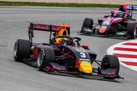 F3 Britain: Lindblad dominates sprint as Browning suffers puncture