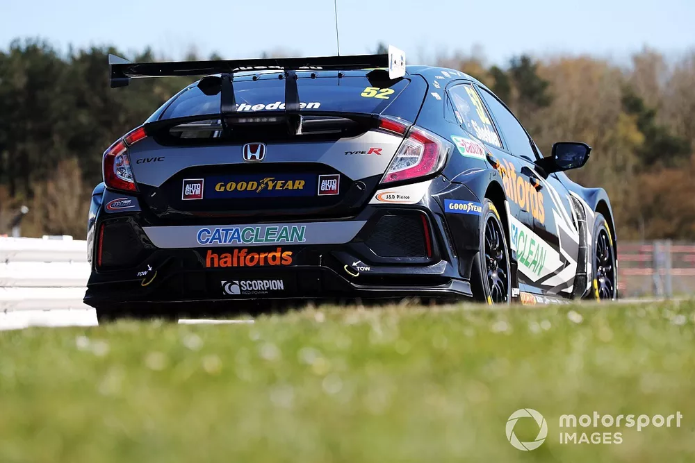 Gordon Shedden, Halfords Racing with Cataclean Honda Civic Type R
