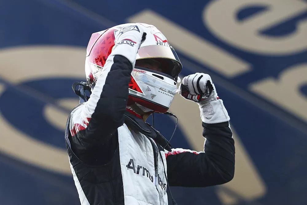 Marcus Armstrong,  Hitech Grand Prix