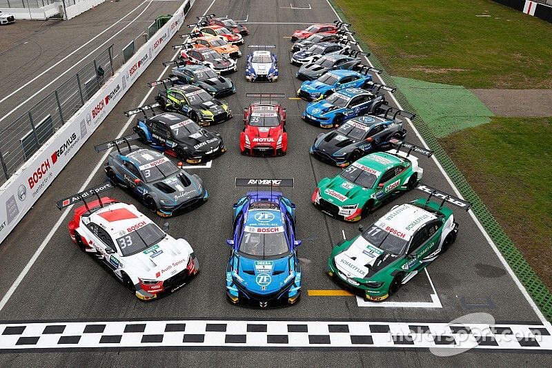 Group picture SUPER GT meets DTM