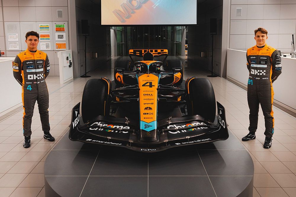 Lando Norris, McLaren, Oscar Piastri, McLaren