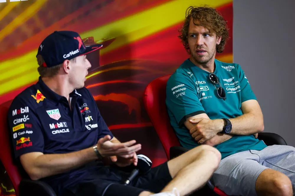 Max Verstappen, Red Bull Racing, Sebastian Vettel, Aston Martin