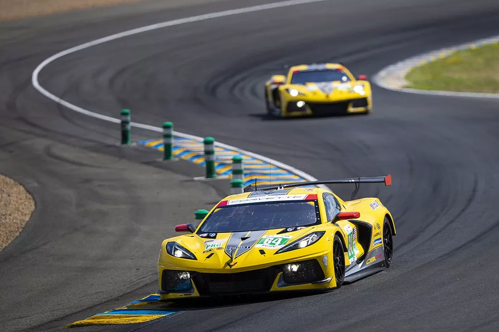 #64 Corvette Racing Chevrolet Corvette C8.R LMGTE Pro of Tommy Milner, Nick Tandy, Alexander Sims leads #63 Corvette Racing Chevrolet Corvette C8.R LMGTE Pro of Antonio Garcia, Jordan Taylor, Nicky Catsburg 