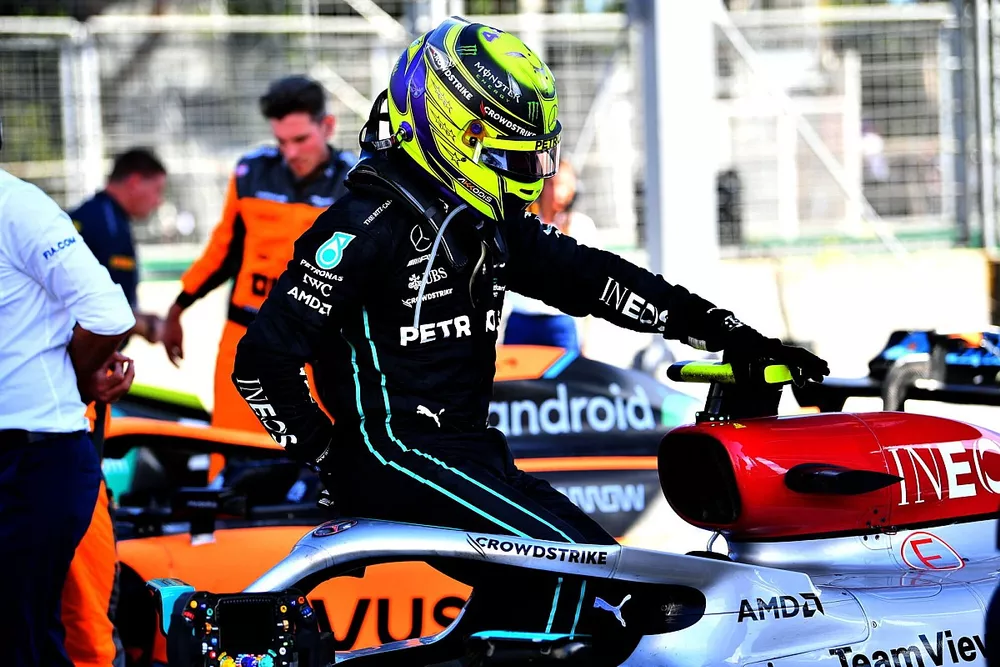 Lewis Hamilton, Mercedes-AMG, en Parc Ferme