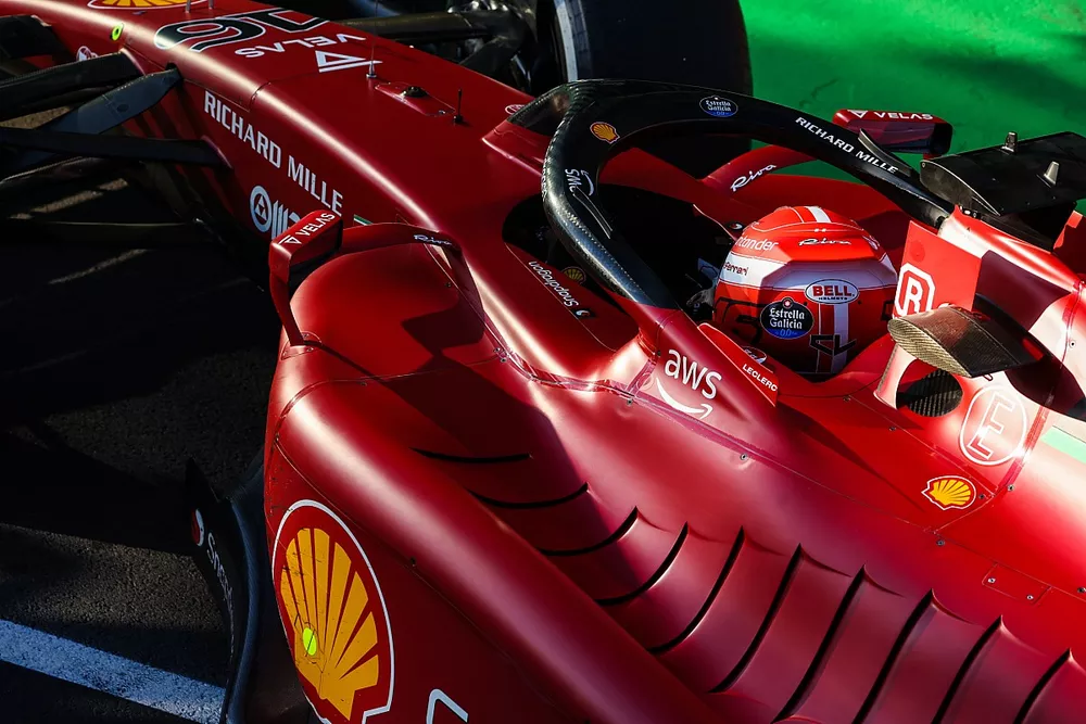 Il vincitore della gara Charles Leclerc, Ferrari F1-75, 1a posizione