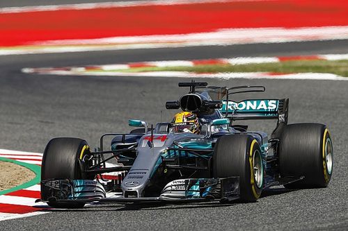 Hamilton bate Vettel e larga na pole na Espanha; Massa &eacute; 9&ordm;