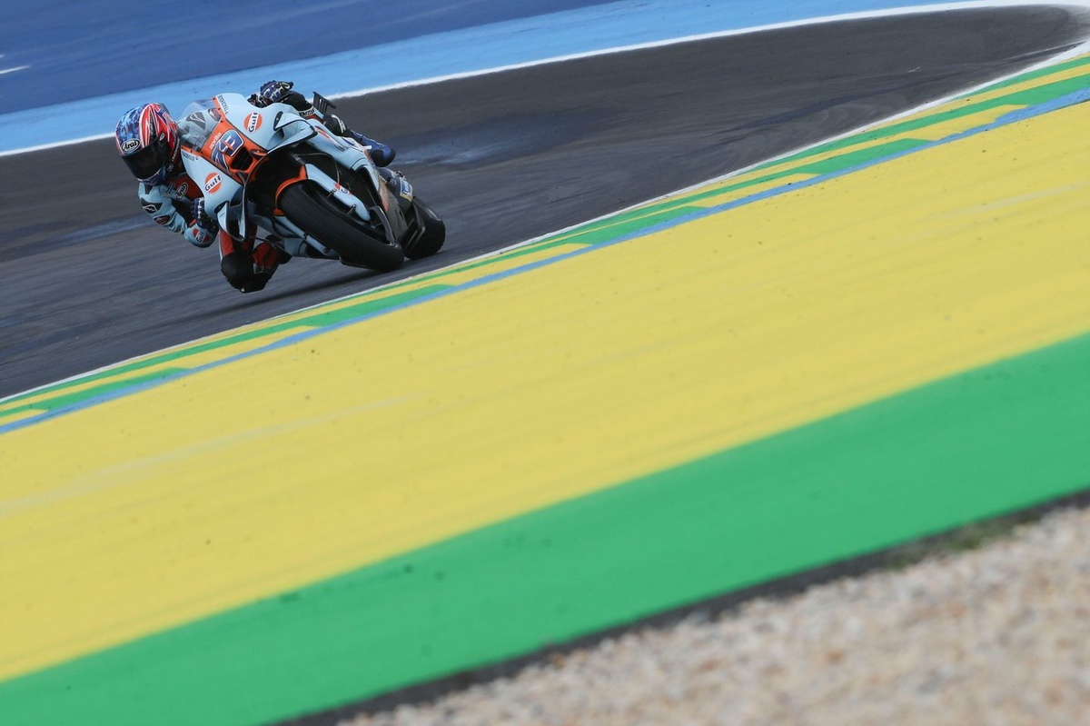 EL2 - Ogura leader, Aprilia et Ducati peinent à se départager