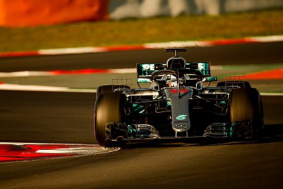 Prost: Hamilton sezona "küçük bir avantajla" başlayacak