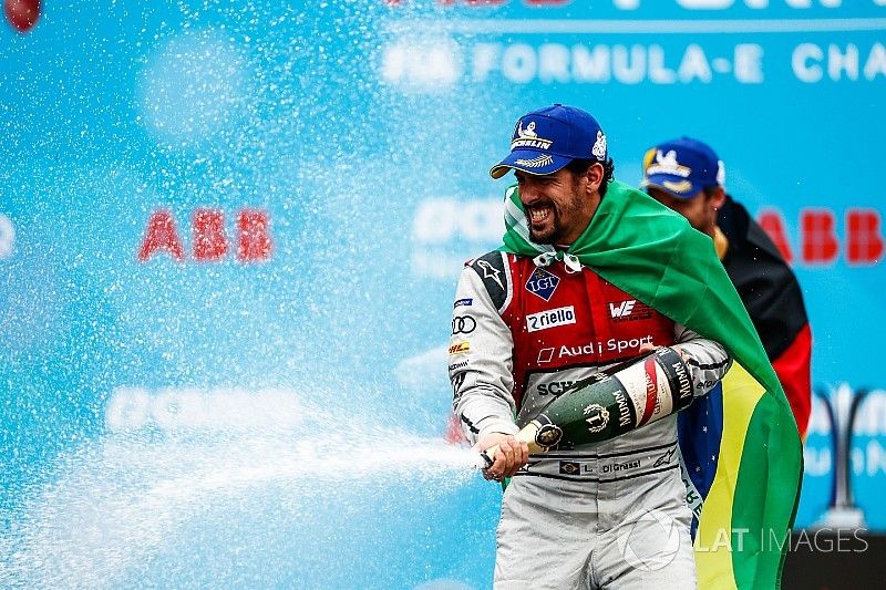 Lucas di Grassi, Audi Sport ABT Schaeffler, in 2nd place