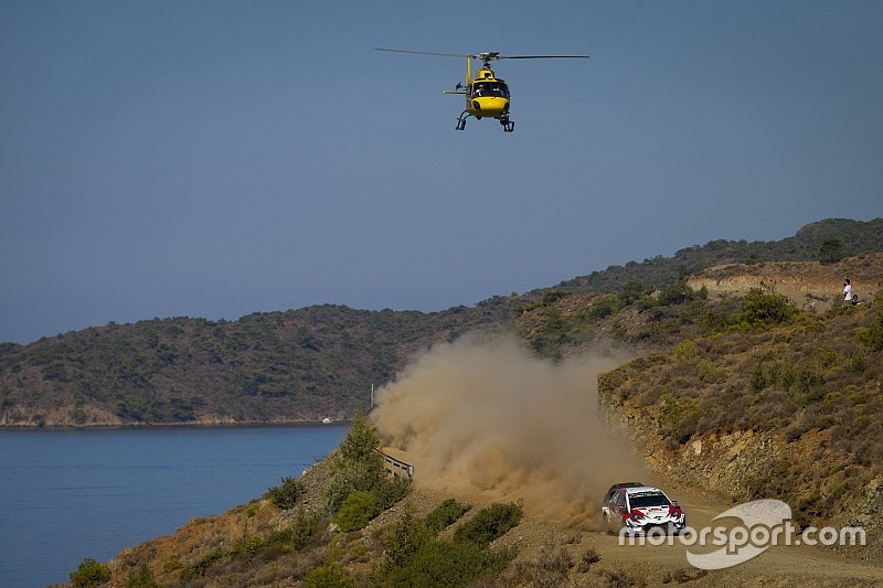 Tanak sobrevive y lidera el Rally de Turquía