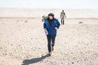 Castera trató de corregir el error del roadbook indicando el camino a los pilotos