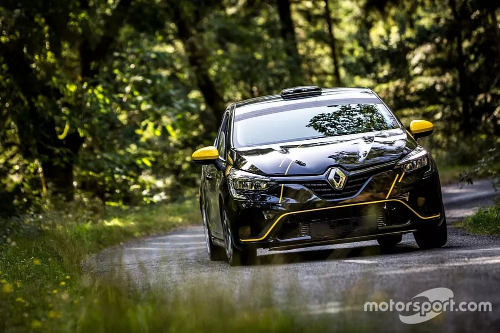 Renault Clio RS Rally5
