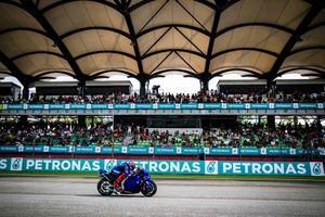 Augusto Fern&aacute;ndez con la Yamaha V4: "Lo esperaba dif&iacute;cil, pero no tanto"