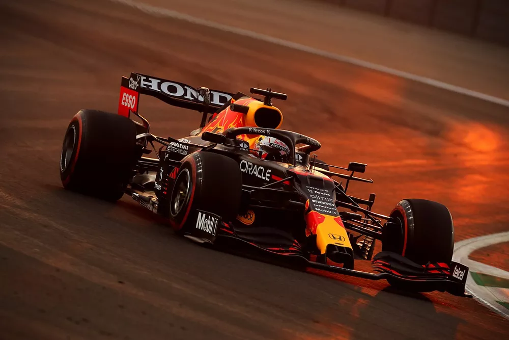 Max Verstappen, Red Bull Racing RB16B