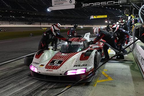 Porsche veut "apprendre vite" après ses déboires de Daytona
