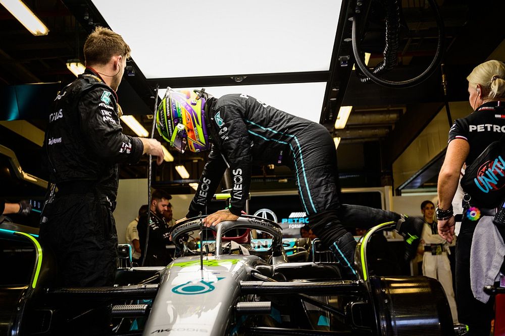 Lewis Hamilton, Mercedes W13