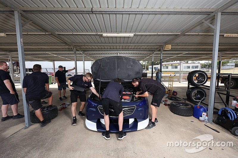 Winterbottom completes first Holden Supercars laps