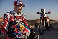 Sunderland recibe su título en la gala de la FIM y ya mira al Dakar