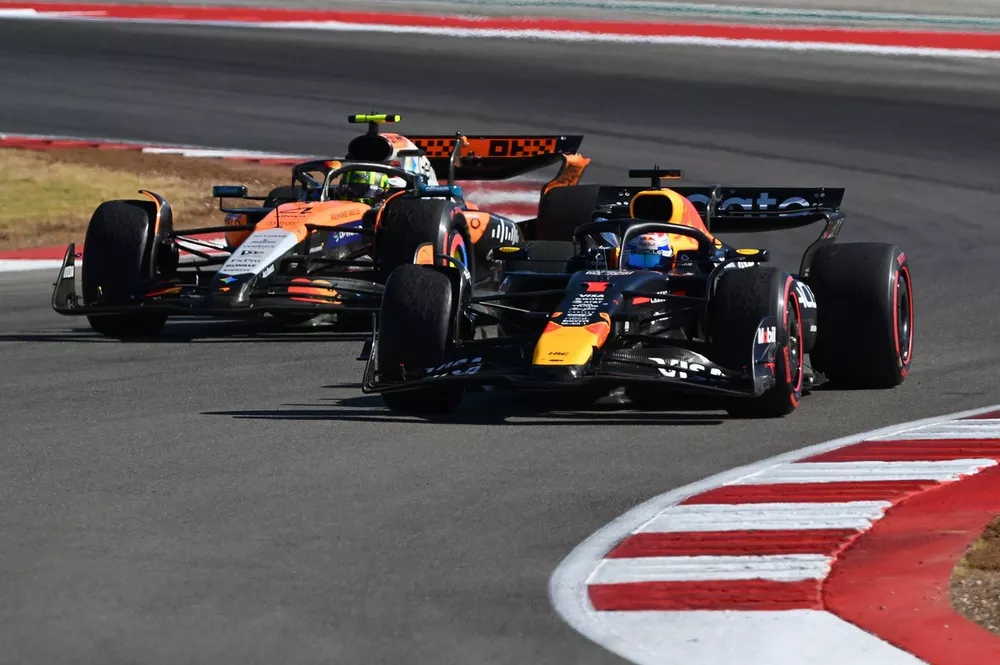 Lando Norris, McLaren, Max Verstappen, Red Bull Racing