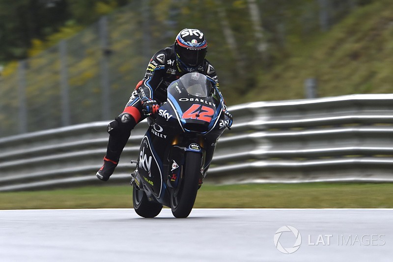 Bagnaia supera Oliveira e volta à liderança da Moto2