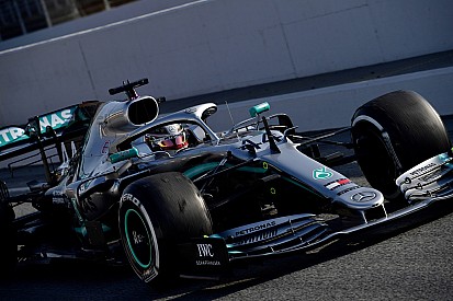 Jöjjön 2019: a Mercedes tényleg bajban vagy csak altatnak?