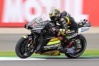 Bezzecchi se lleva la pole bajo la lluvia de Silverstone