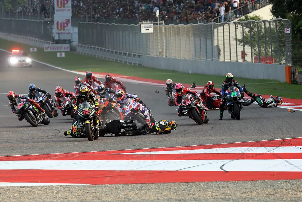 Marco Bezzecchi, VR46 Racing Team Crash at the start of Sprint