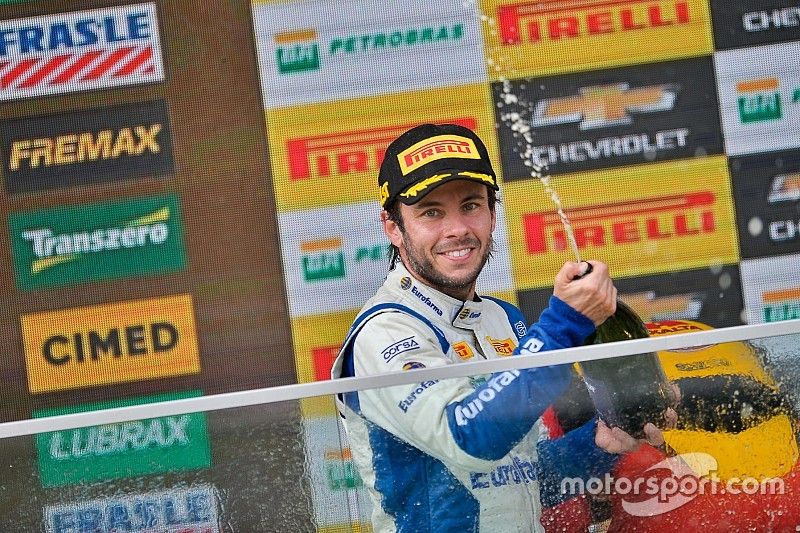 Ricardo Maurício comemora vitória na Corrida do Milhão