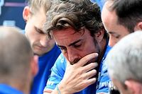 Doble sanci&oacute;n para Alonso por el toque con Ocon en Brasil