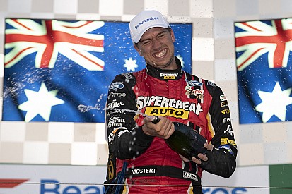 Albert Park Supercars: Mostert wins, McLaughlin crashes pre-race