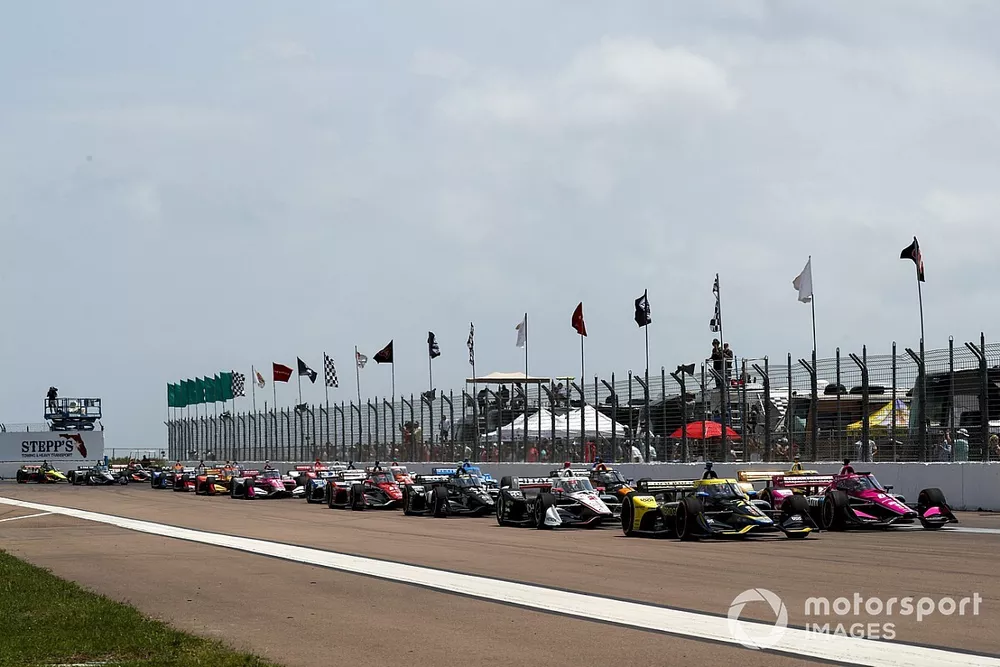Start, Colton Herta, Andretti Autosport Honda, Jack Harvey, Meyer Shank Racing Honda, Josef Newgarden, Team Penske Chevrolet, Sebastien Bourdais, A.J. Foyt Enterprises Chevrolet
