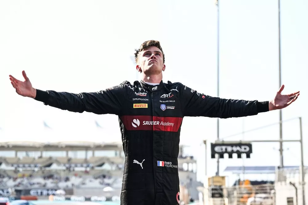 Champion Theo Pourchaire, ART Grand Prix