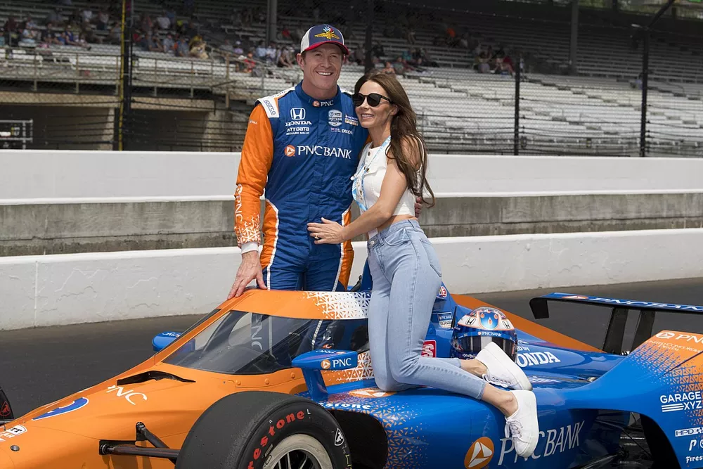 Scott Dixon, Chip Ganassi Racing Honda with wife Emma