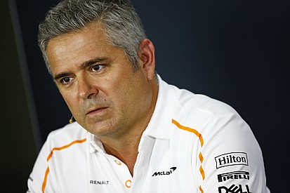 De Ferran: "Moet soms mijn woede beheersen bij McLaren"
